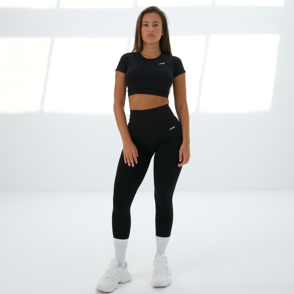 Seamless Short Sleeve Crop Top - Black